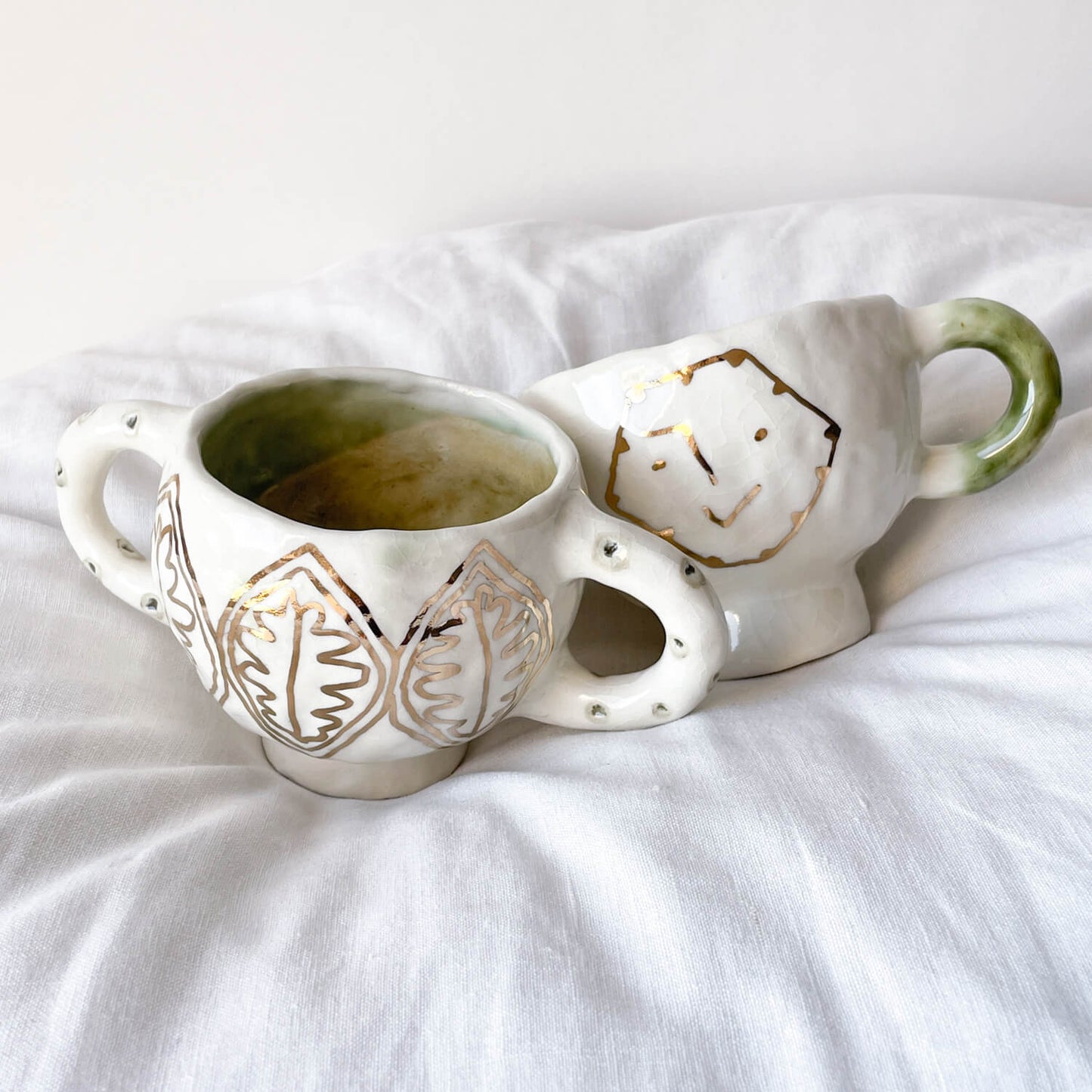 YALLA Double Handle Mug 01