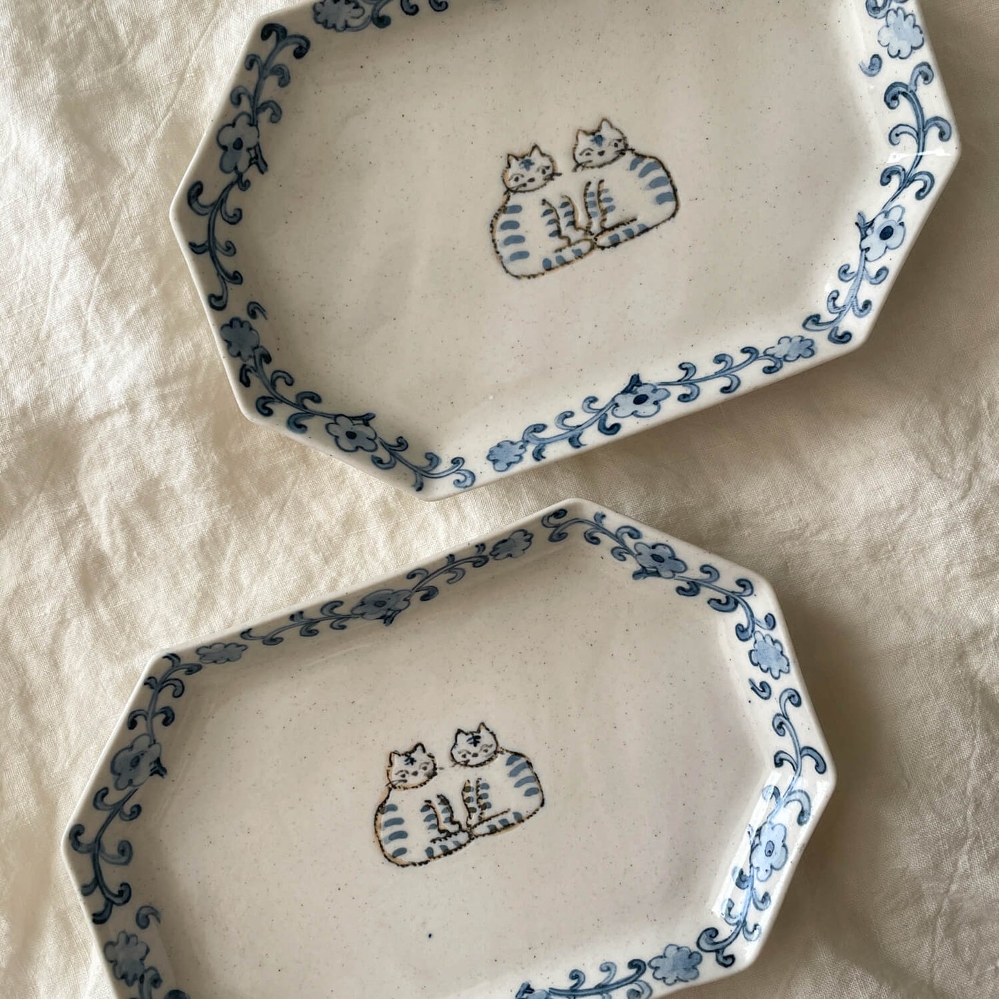 Plate - Two Cats Octagon