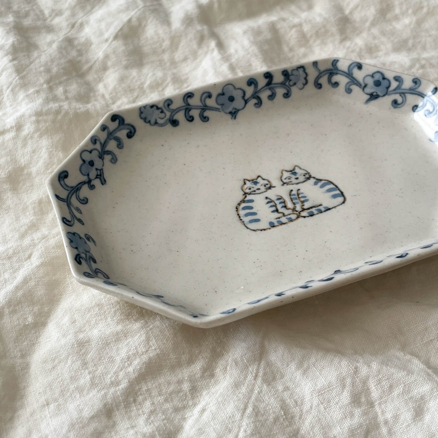 Plate - Two Cats Octagon