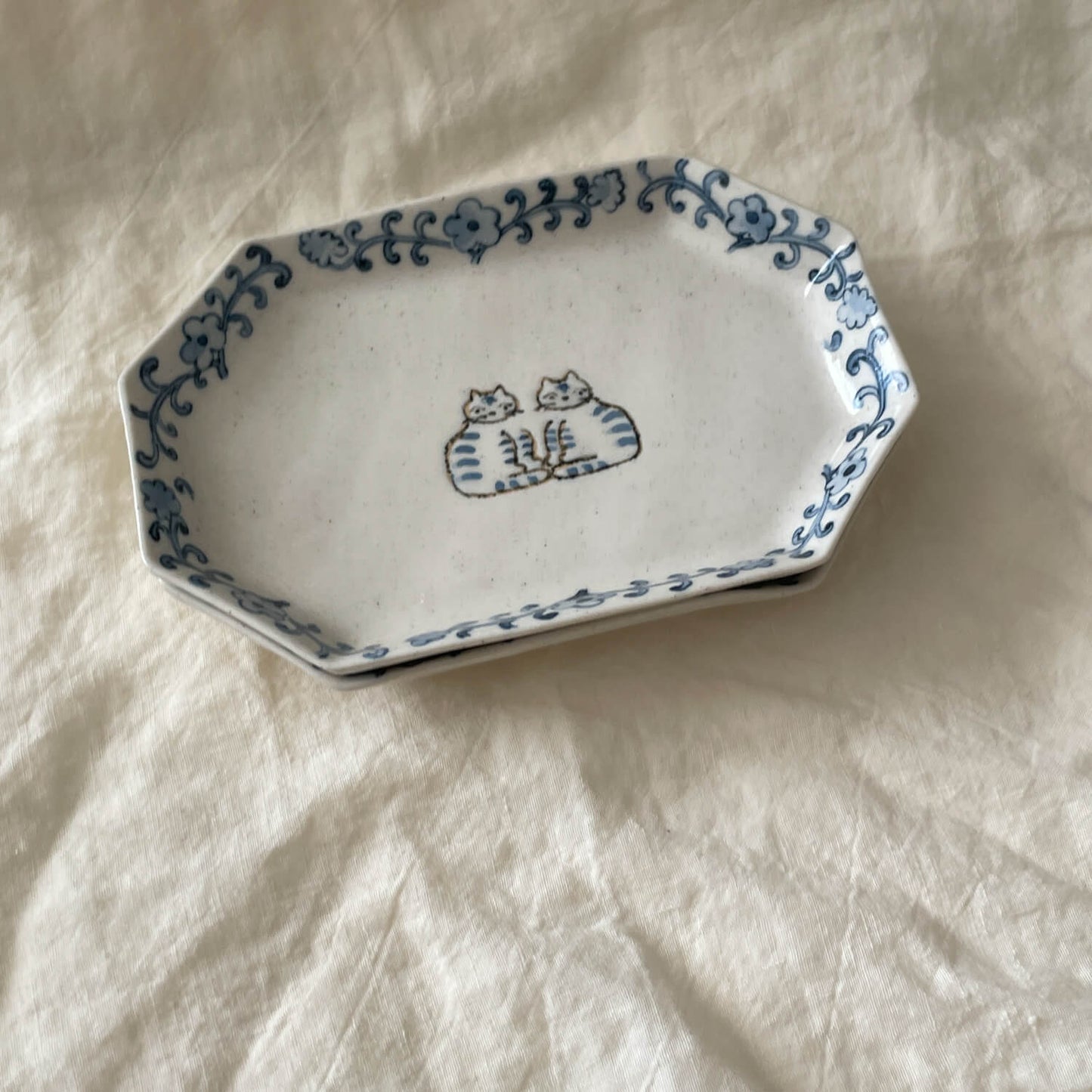 Plate - Two Cats Octagon