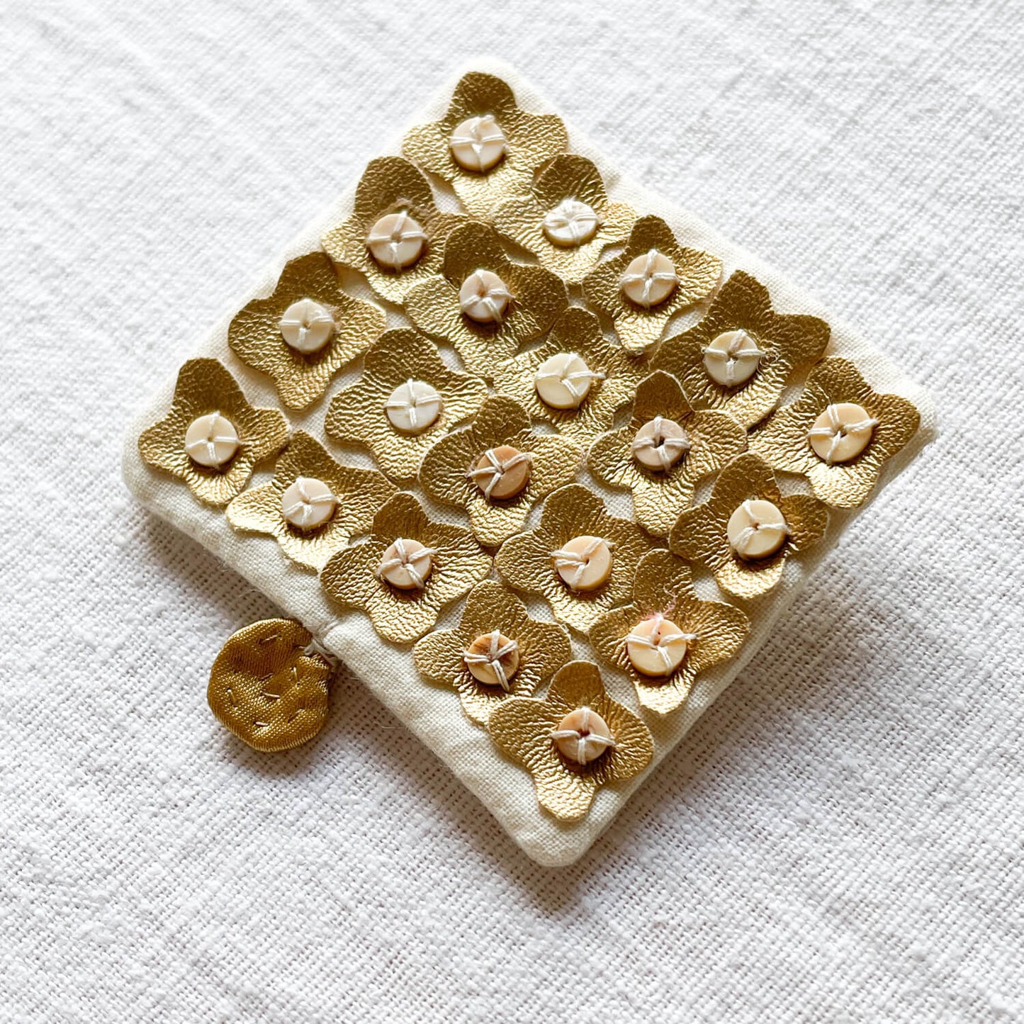 Gungulparman Brooch 09