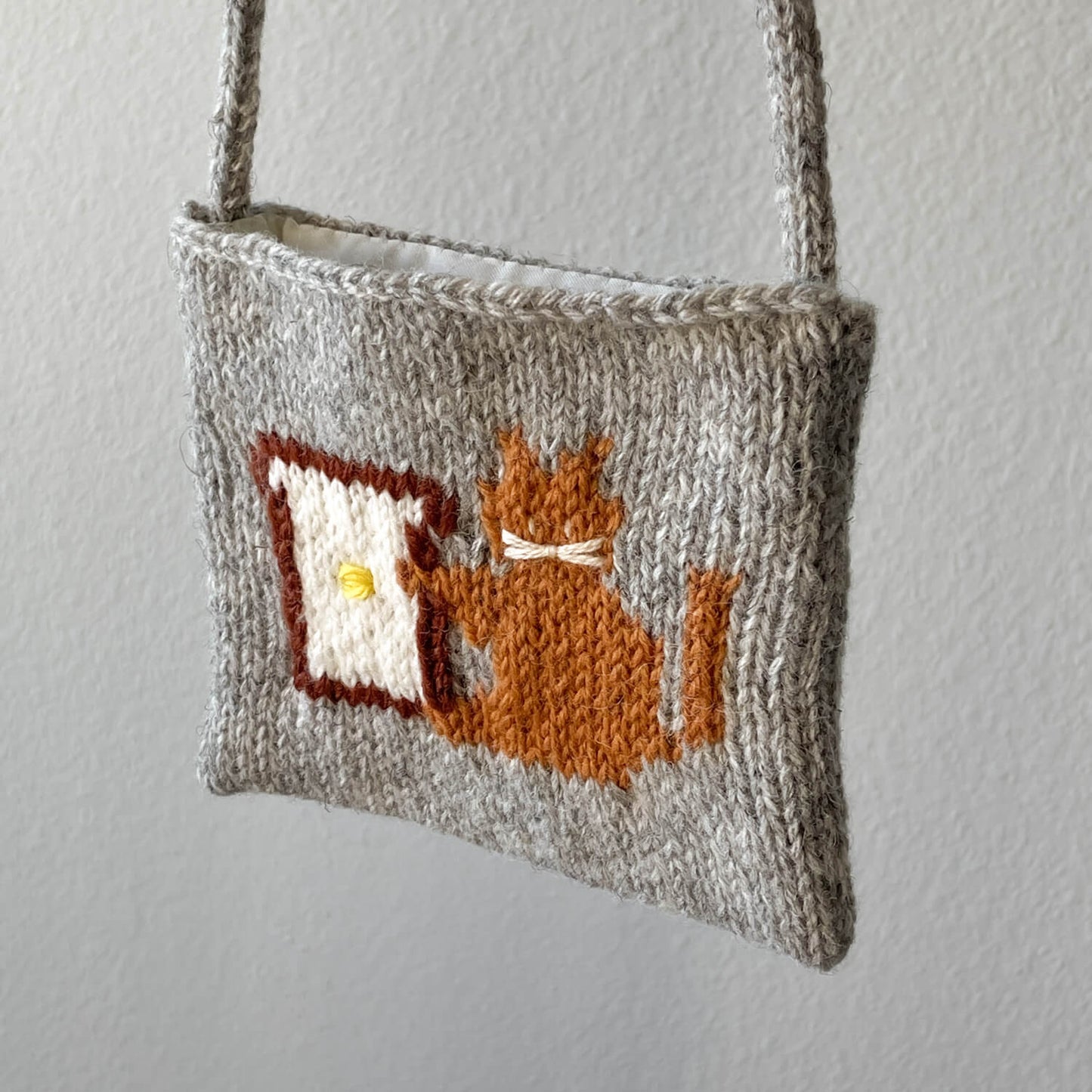 Cat and Toast Pochette