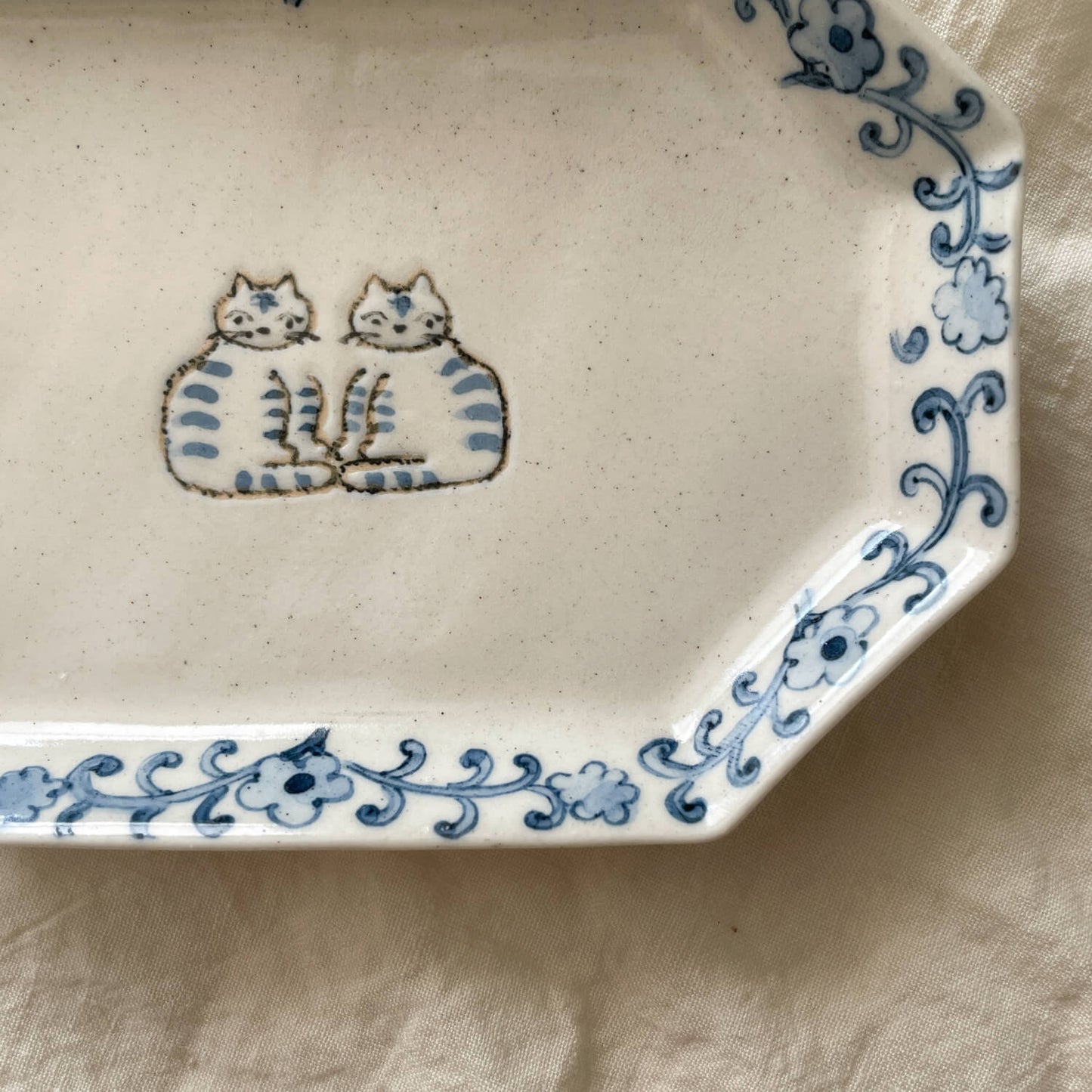 Plate - Two Cats Octagon